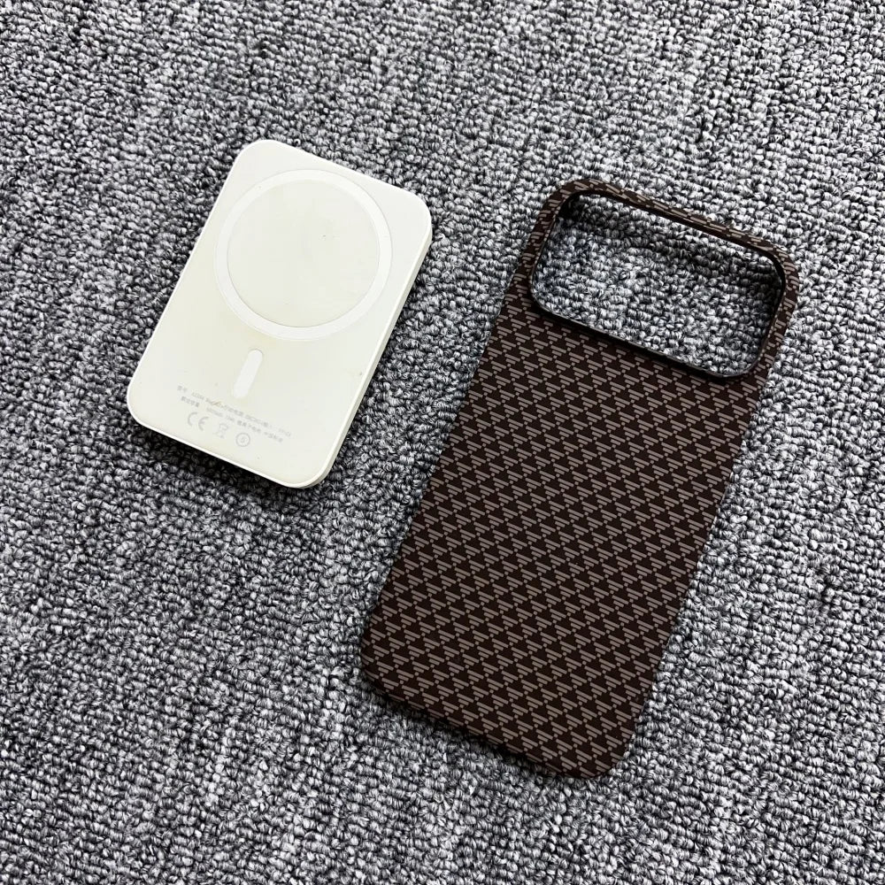 Frameless Carbon Fiber Kevlar Magnetic Phone Case